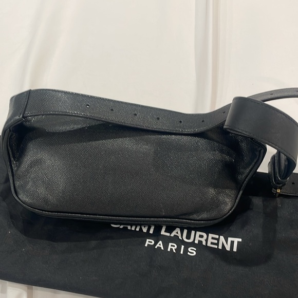 Saint Laurent Grain De Poudre Monogram Belt Bag Black - Picture 5 of 8